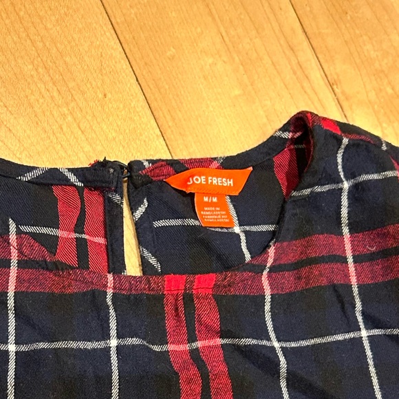 Cute Christmas red and black dress. Size M - Picture 6 of 6